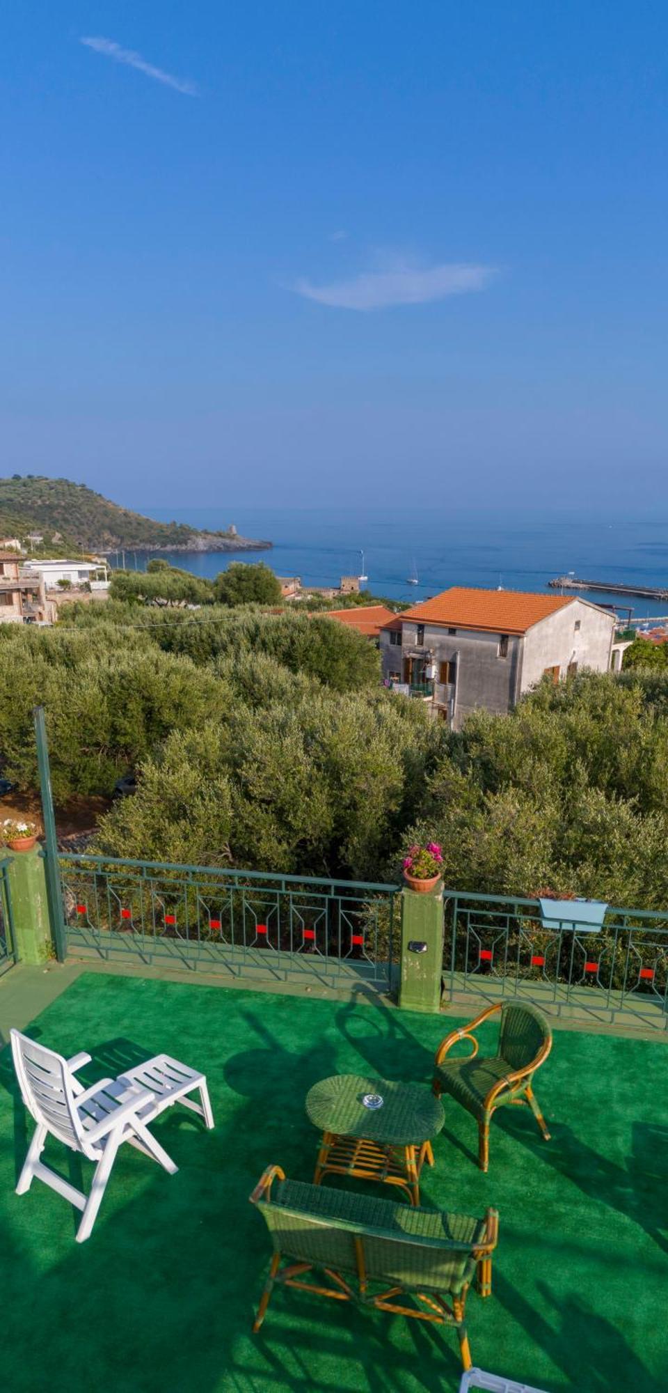 Villa Nonno Alfonso 卡梅罗塔的码头 外观 照片