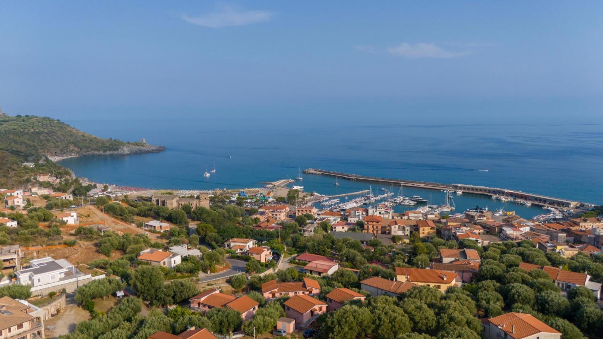Villa Nonno Alfonso 卡梅罗塔的码头 外观 照片